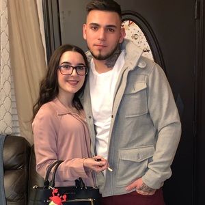 Meet your Posher, Anavrin